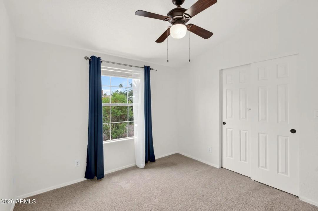 Real Estate Picture 12