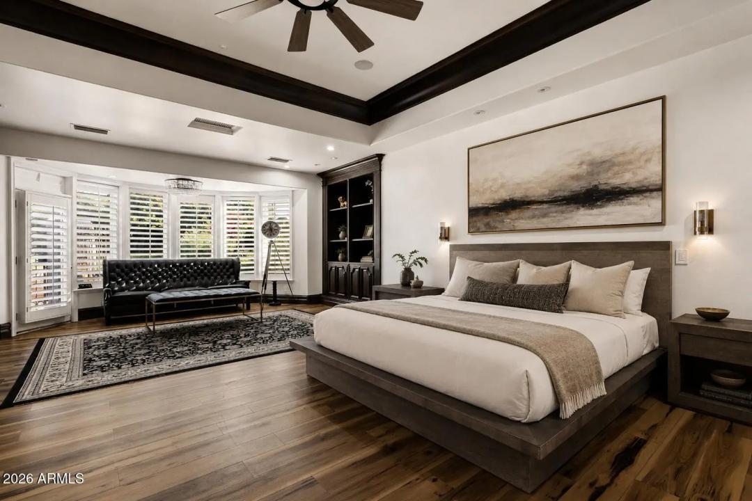 Real Estate Picture 23