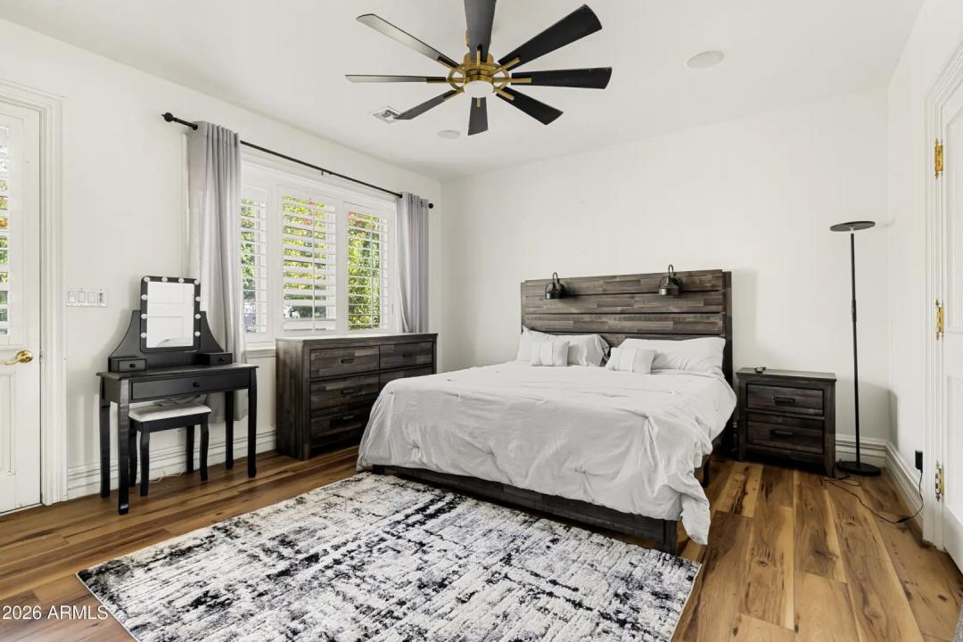 Real Estate Picture 57