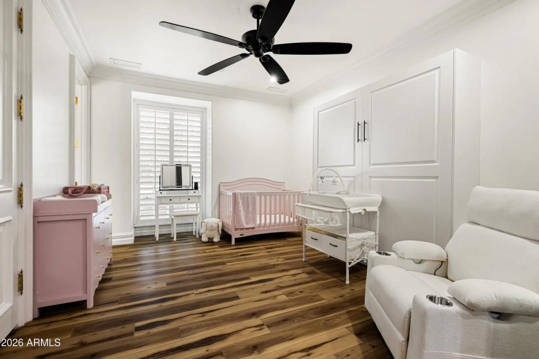 Real Estate Picture 34