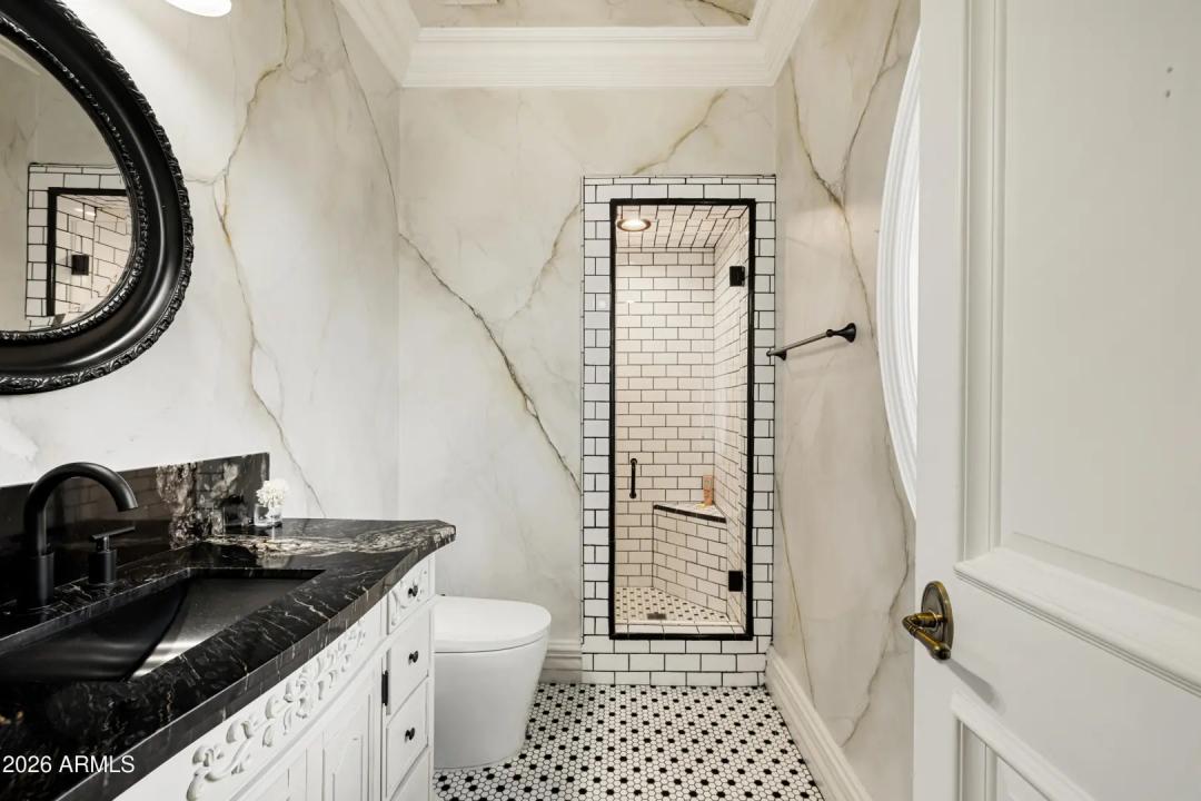 Real Estate Picture 35