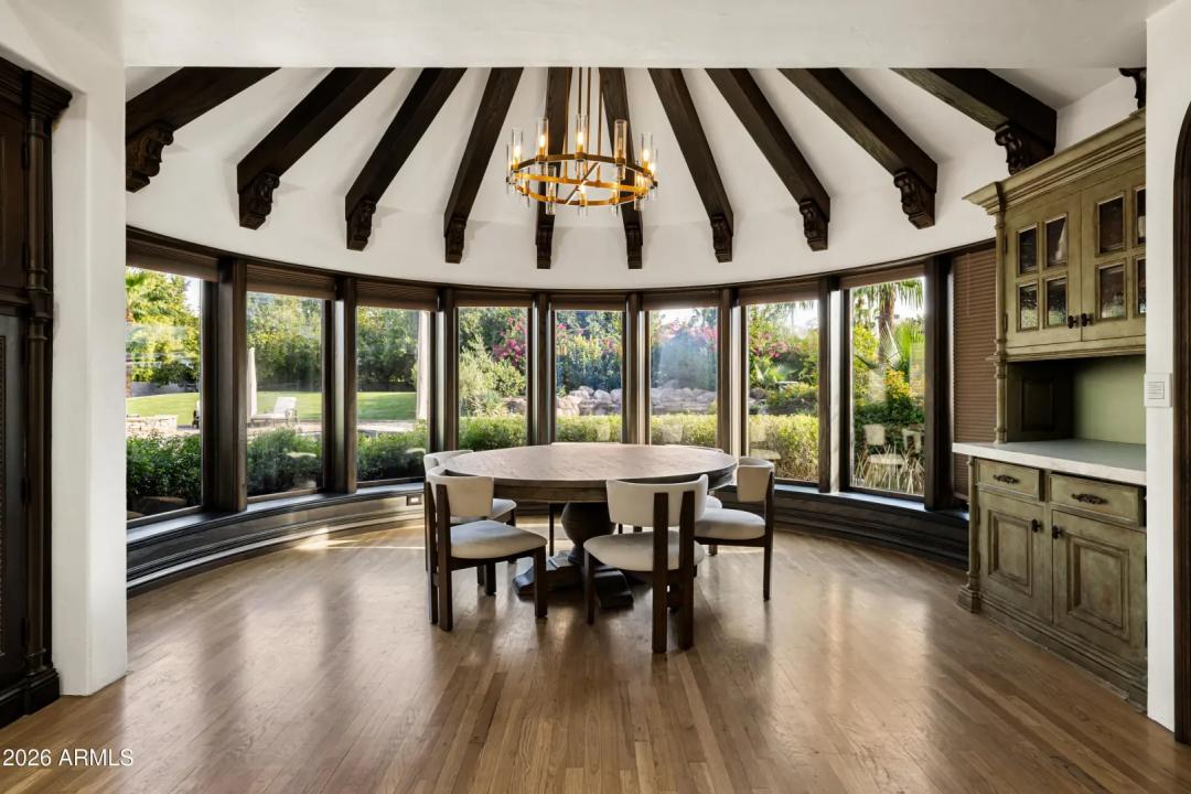 Real Estate Picture 15