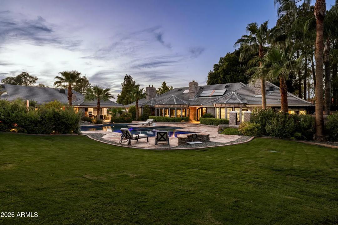 Real Estate Picture 50
