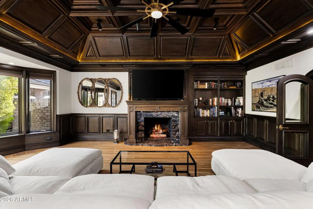 Real Estate Picture 17