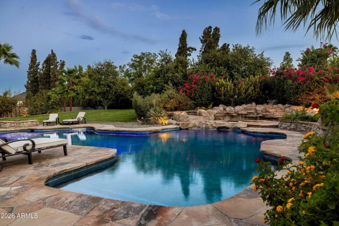 Real Estate Picture 48
