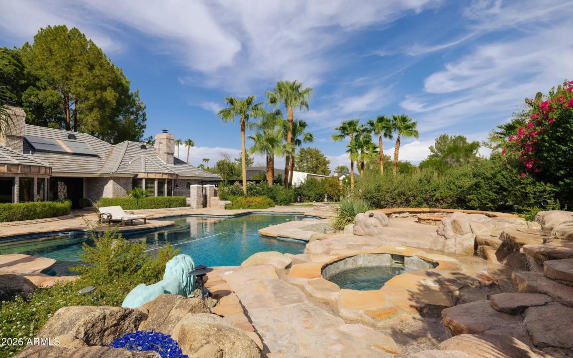 Real Estate Picture 43