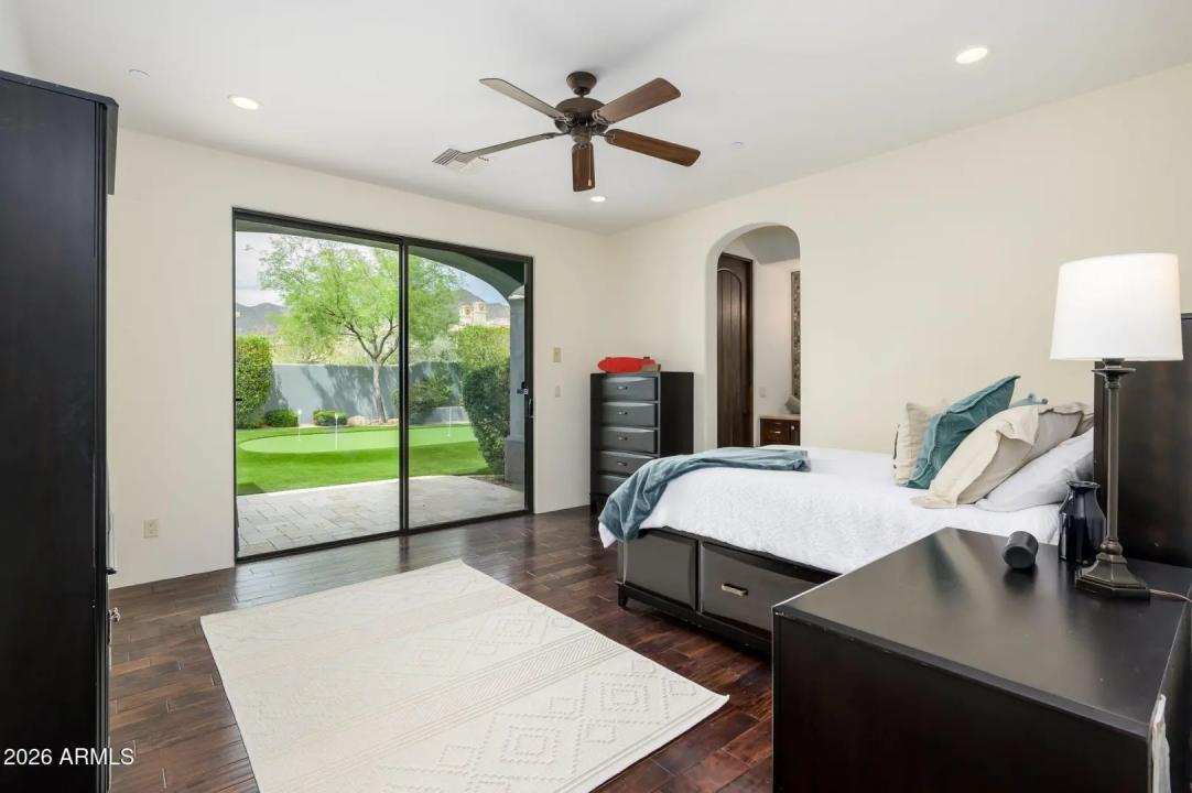 Real Estate Picture 31