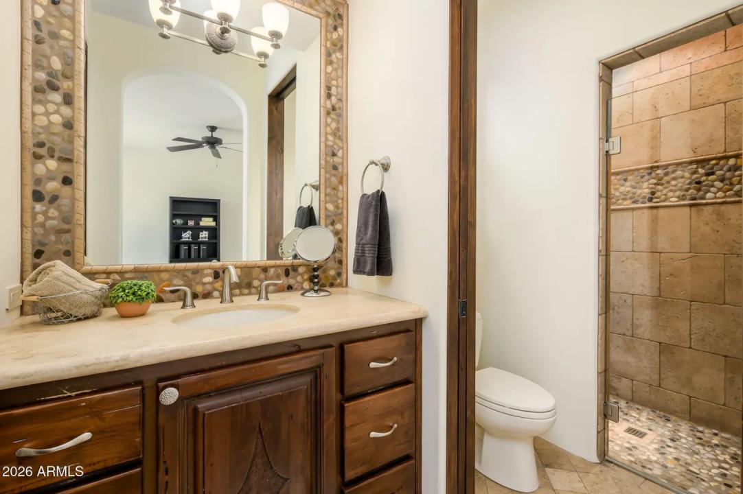 Real Estate Picture 32