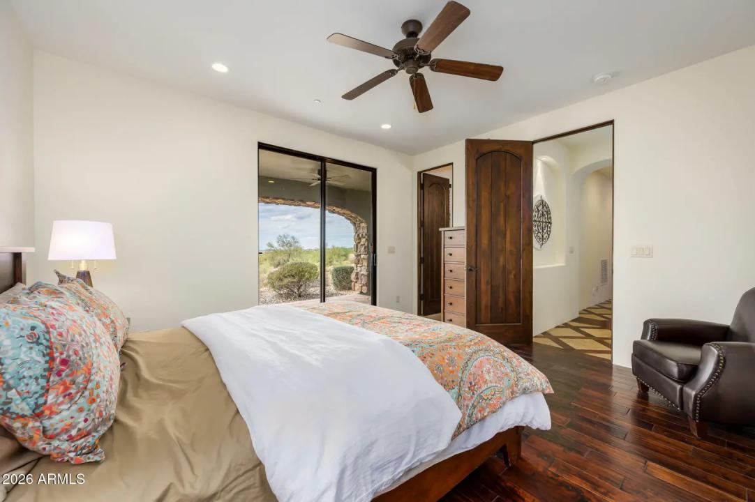 Real Estate Picture 33