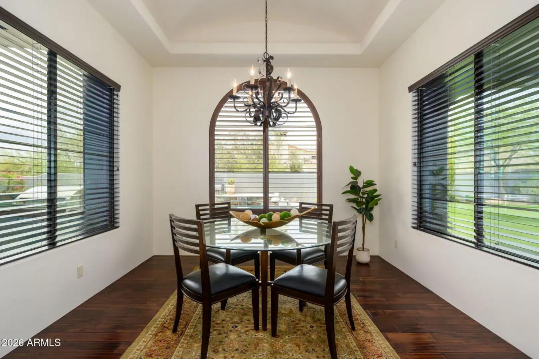 Real Estate Picture 18