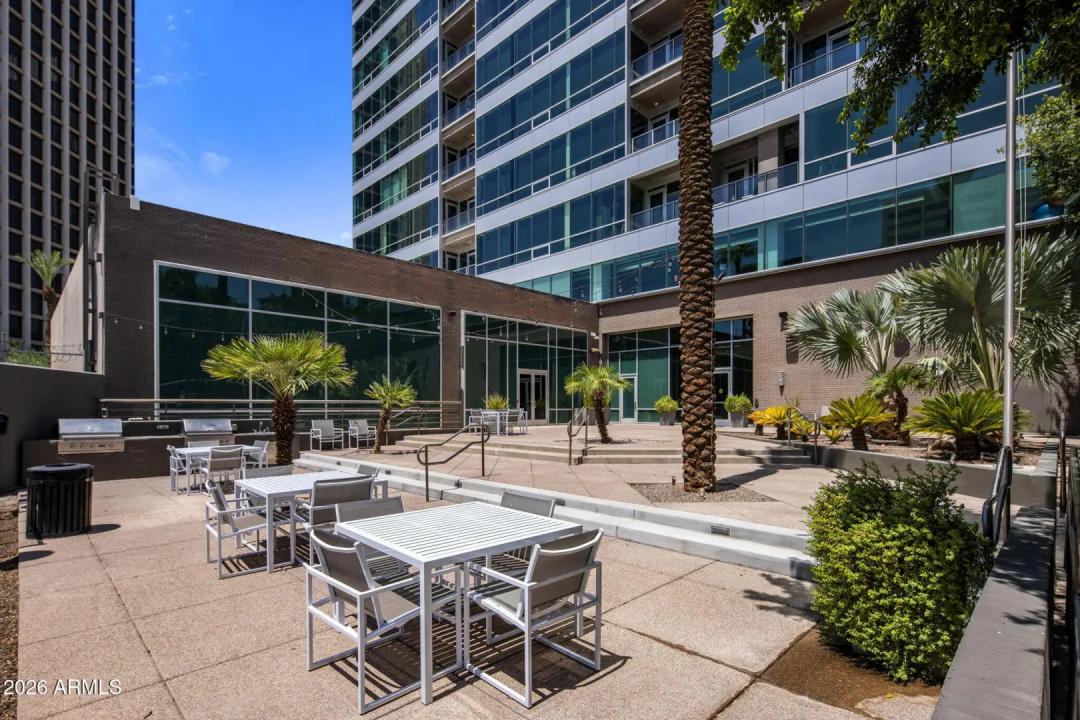 Real Estate Picture 17