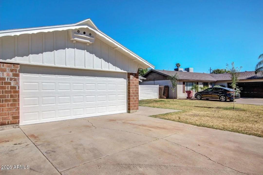 Real Estate Picture 20