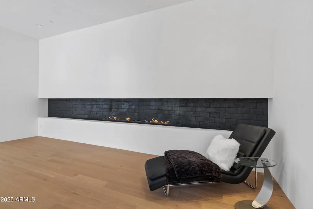 Real Estate Picture 29