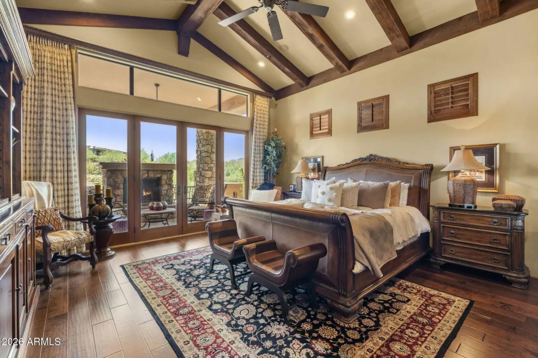 Real Estate Picture 17