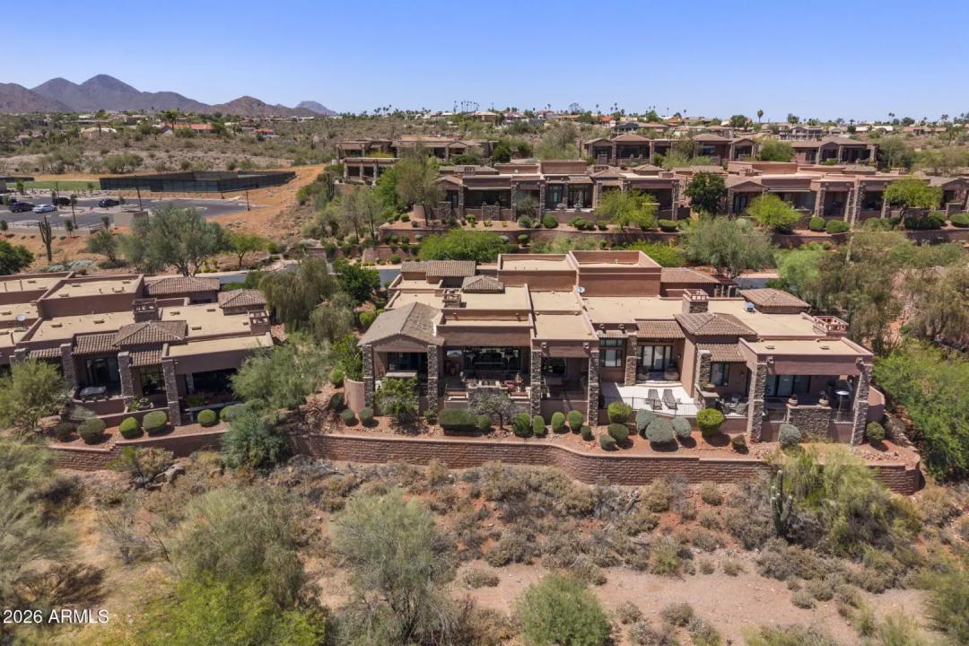 Real Estate Picture 32