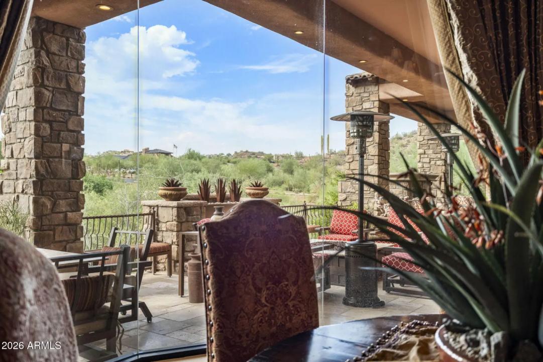 Real Estate Picture 15