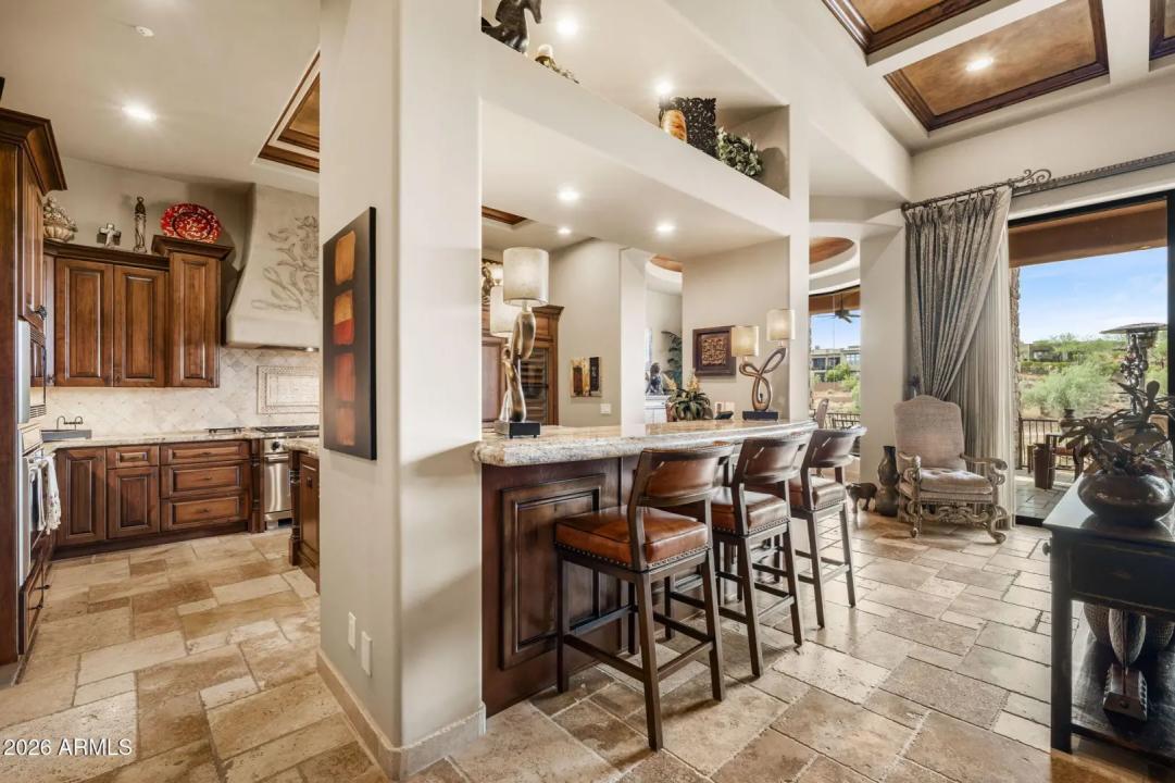 Real Estate Picture 9