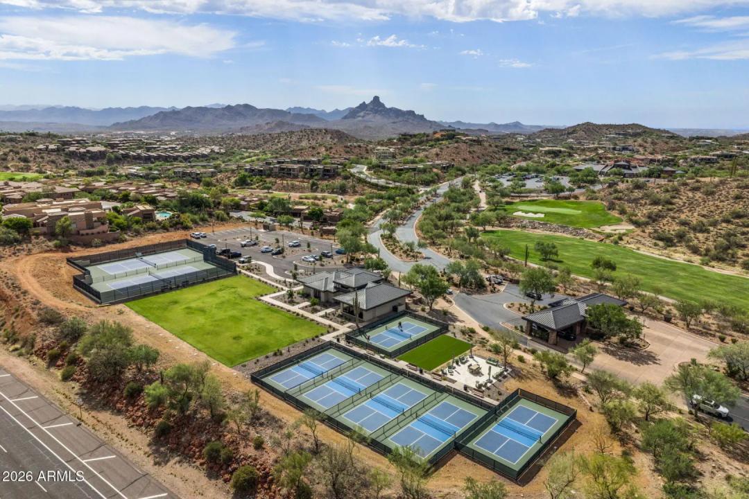 Real Estate Picture 34