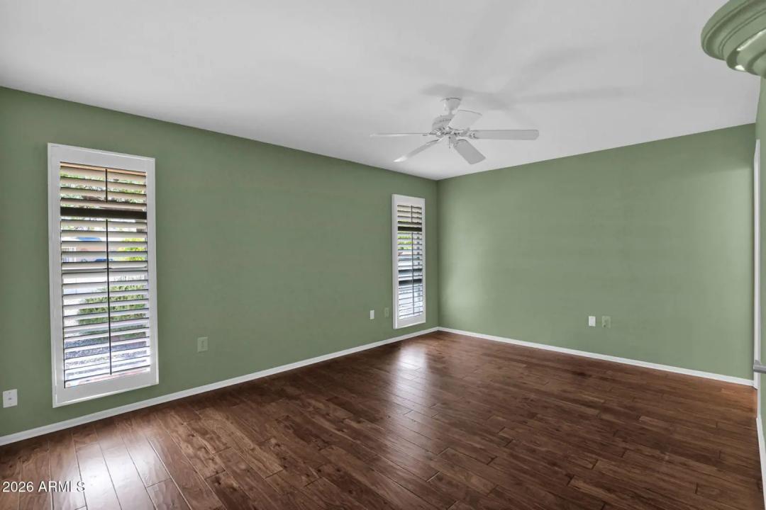 Real Estate Picture 20