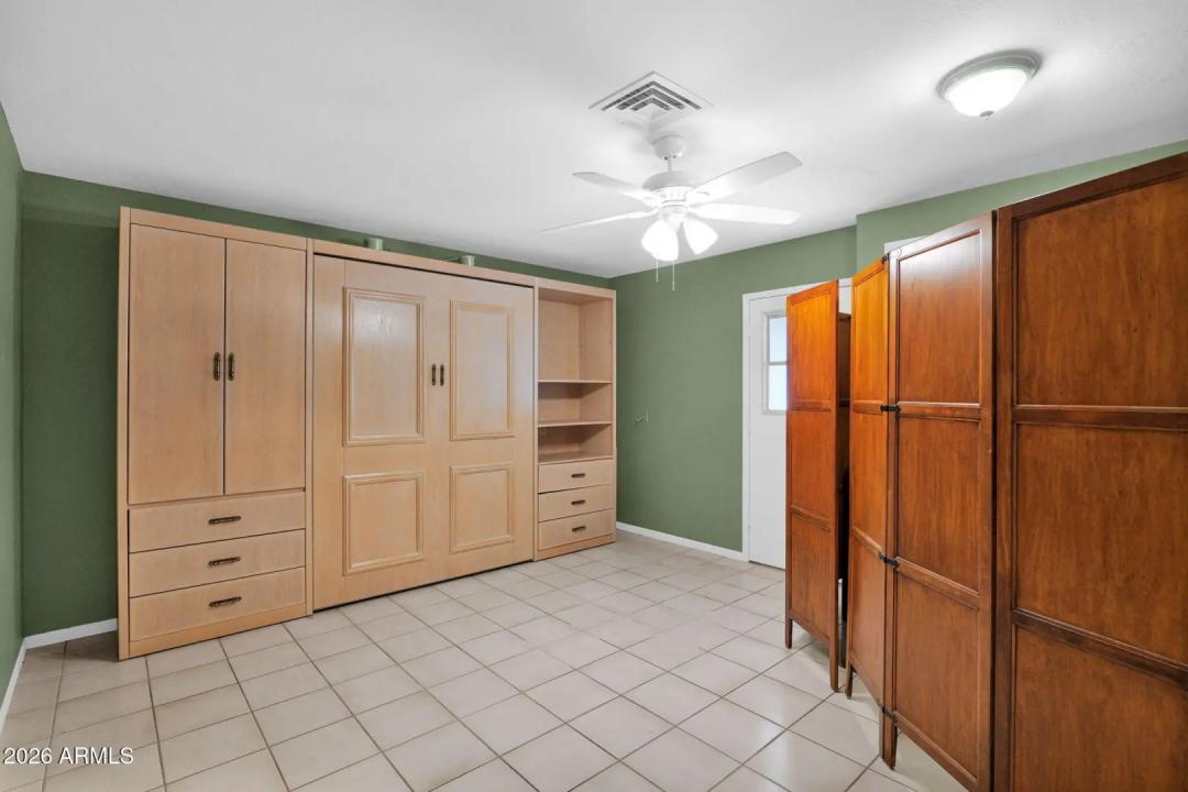 Real Estate Picture 28