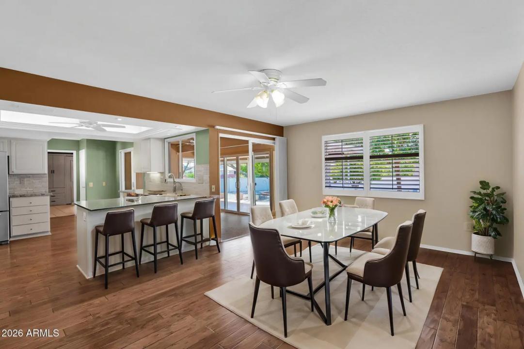 Real Estate Picture 15