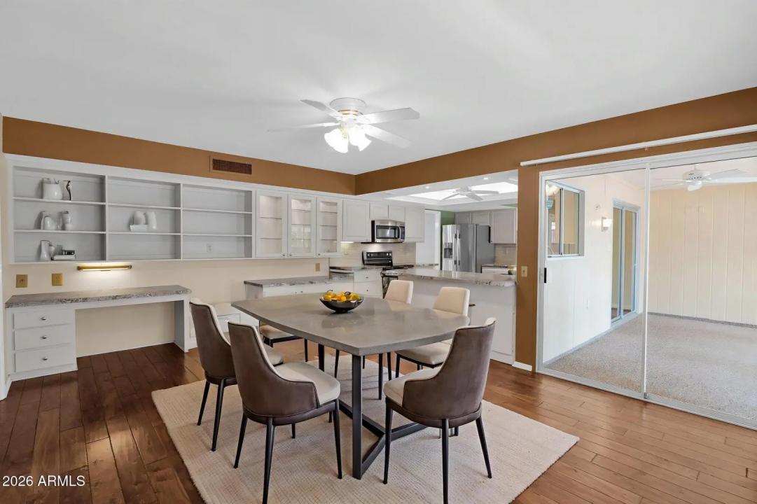 Real Estate Picture 18