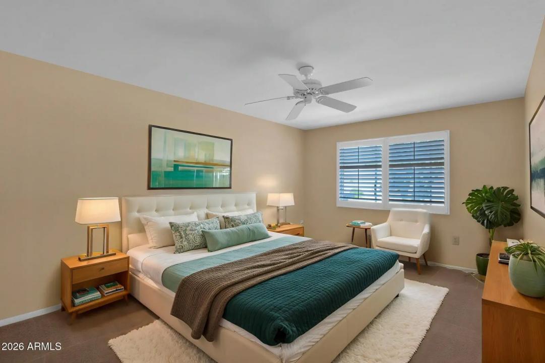 Real Estate Picture 25