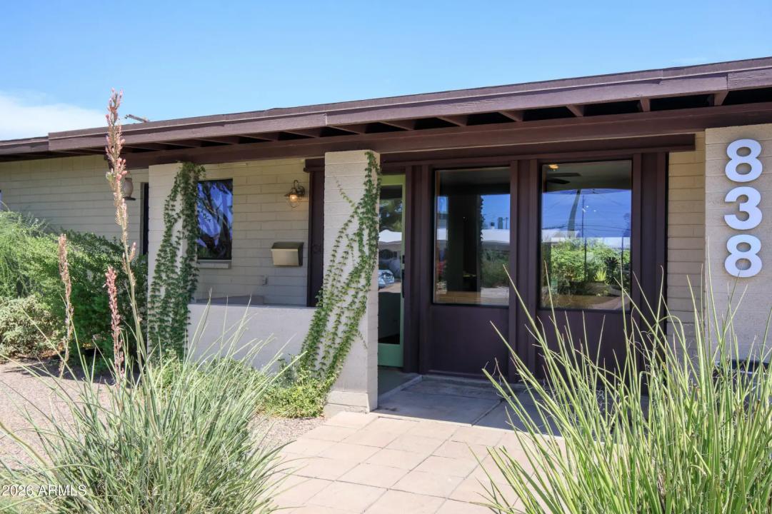 Real Estate Picture 1
