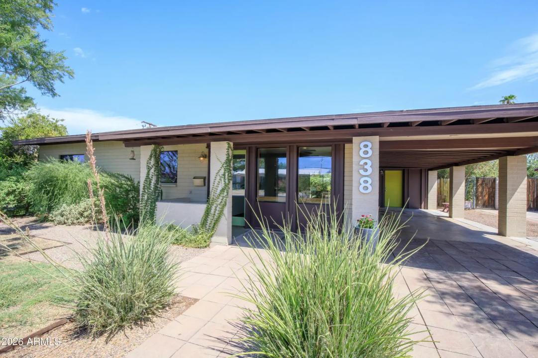Real Estate Picture 2