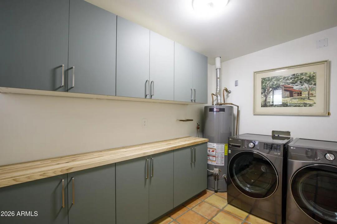 Real Estate Picture 28
