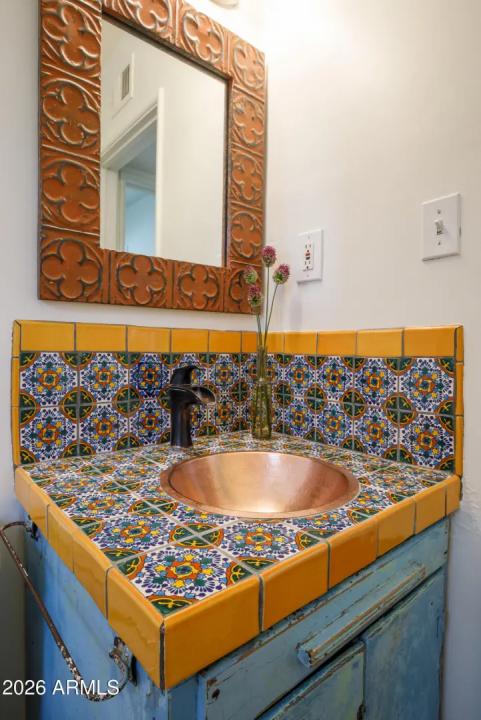 Real Estate Picture 25