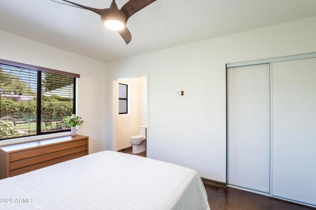 Real Estate Picture 13