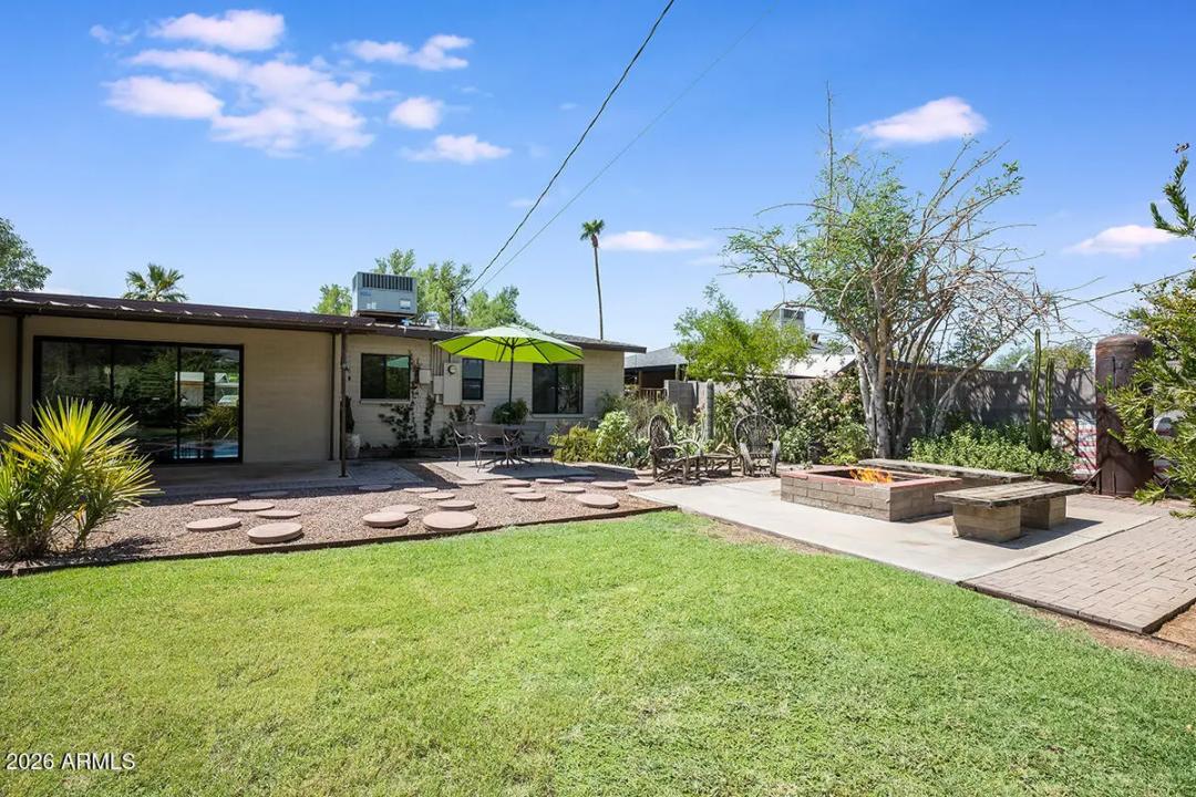 Real Estate Picture 21