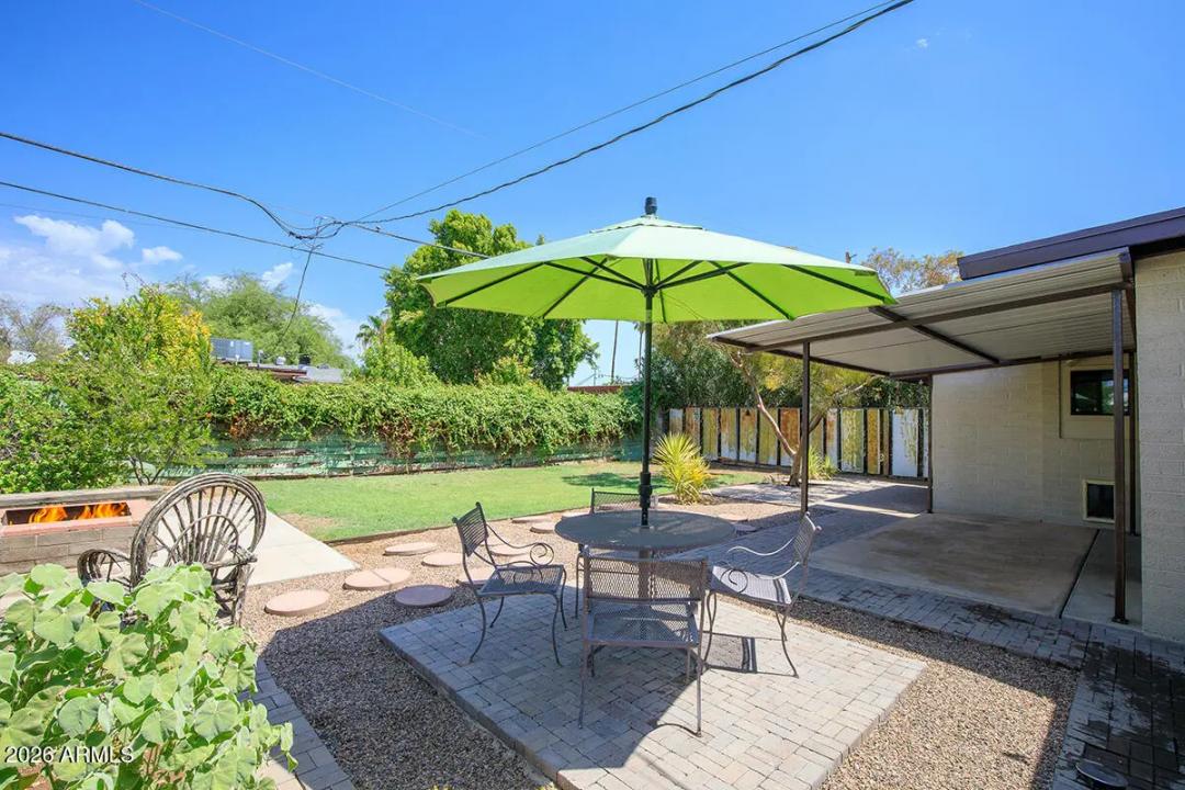Real Estate Picture 32