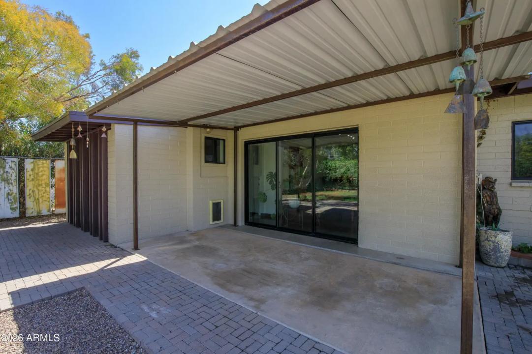 Real Estate Picture 34