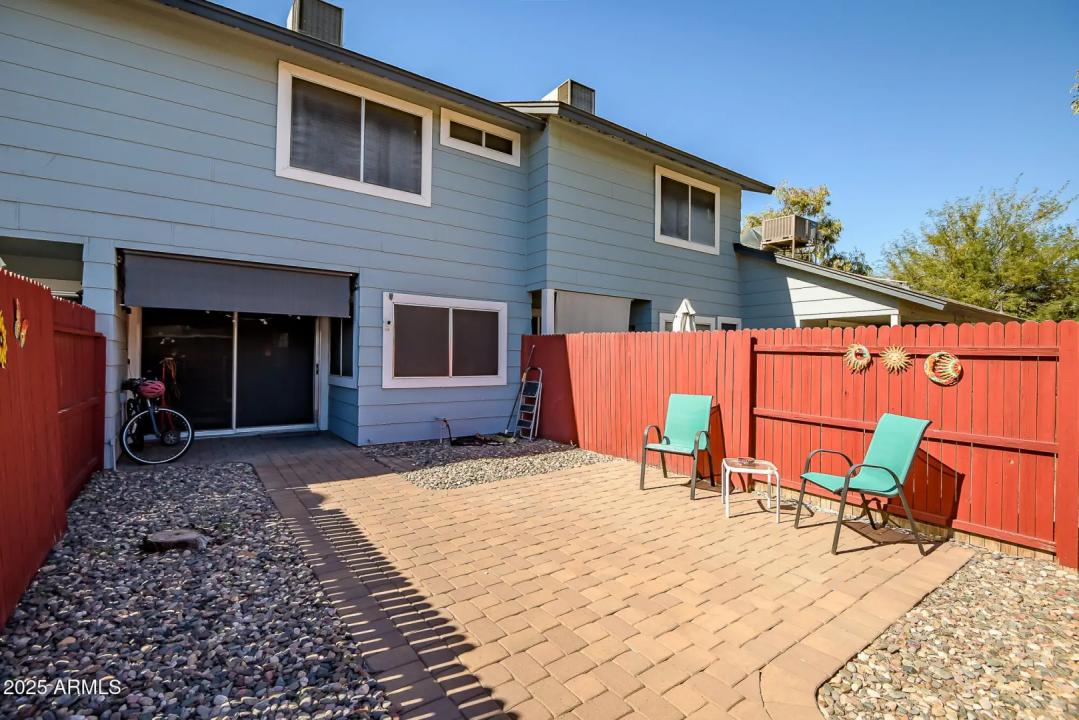 Real Estate Picture 25