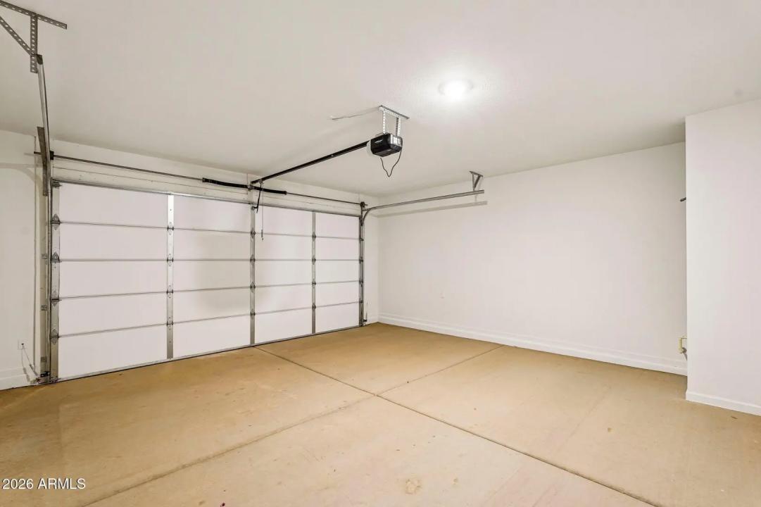 Real Estate Picture 34