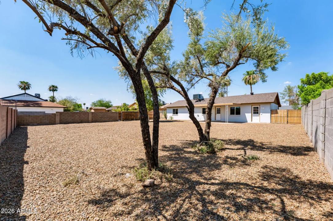 Real Estate Picture 30