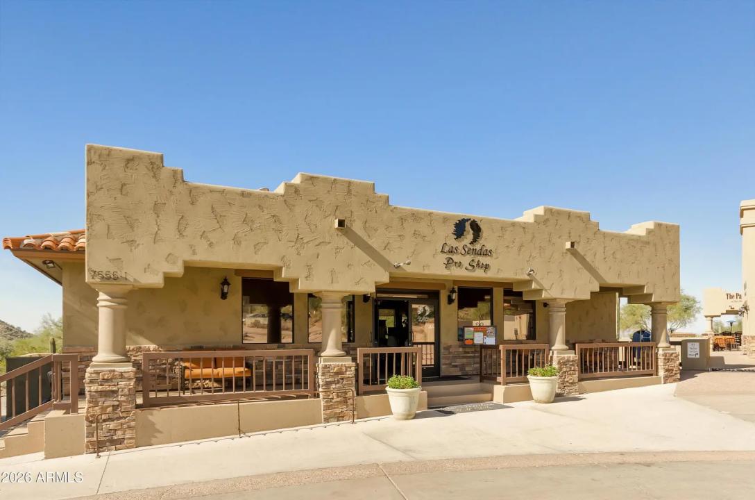 Real Estate Picture 102