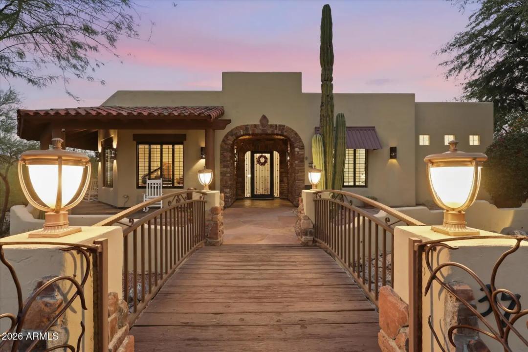 Real Estate Picture 11