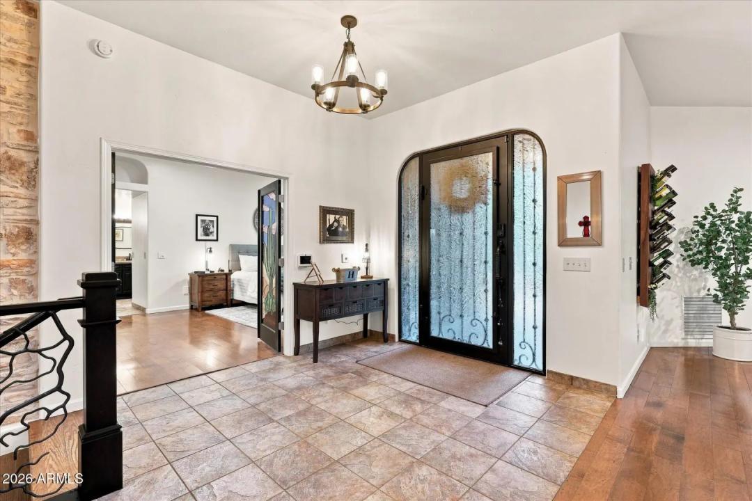 Real Estate Picture 13