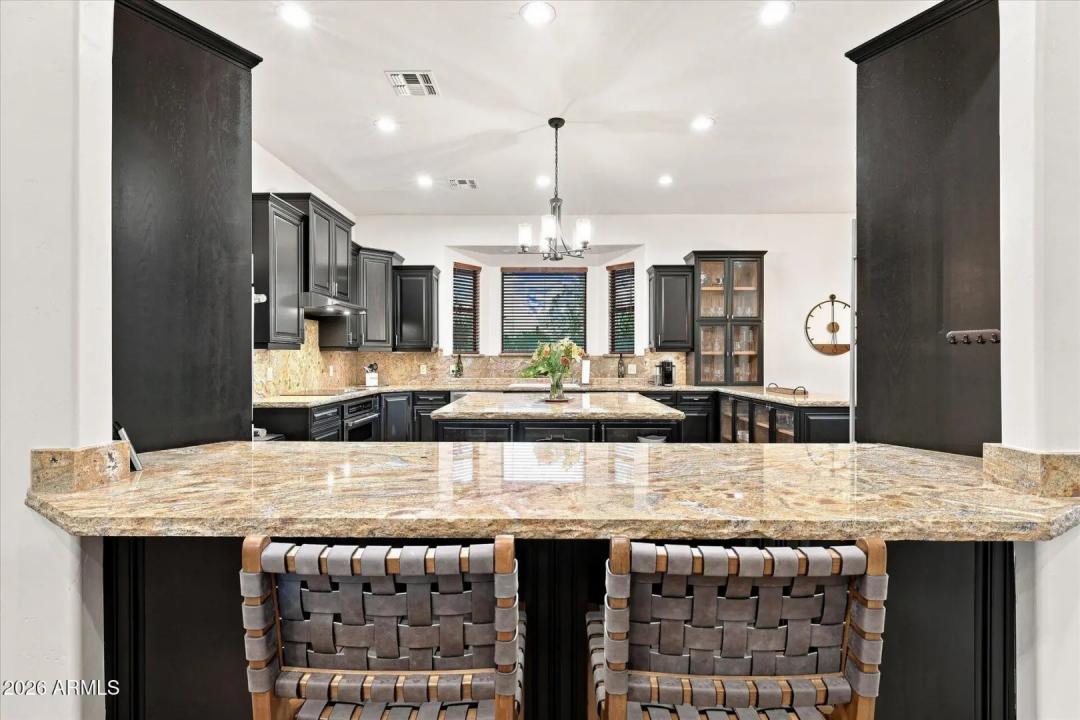 Real Estate Picture 24