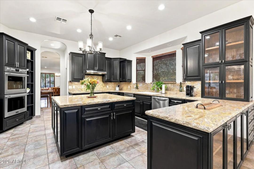 Real Estate Picture 29