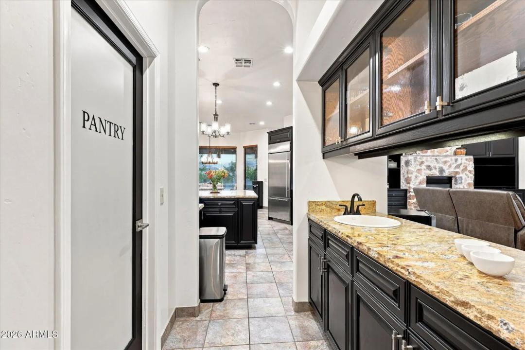 Real Estate Picture 38