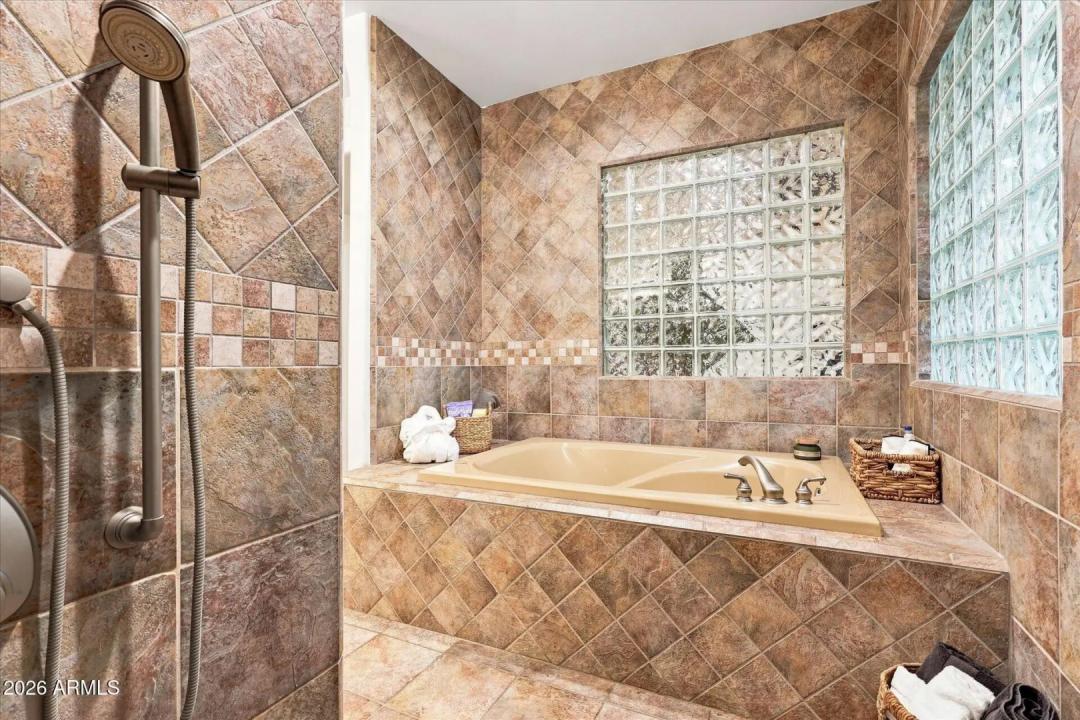 Real Estate Picture 49
