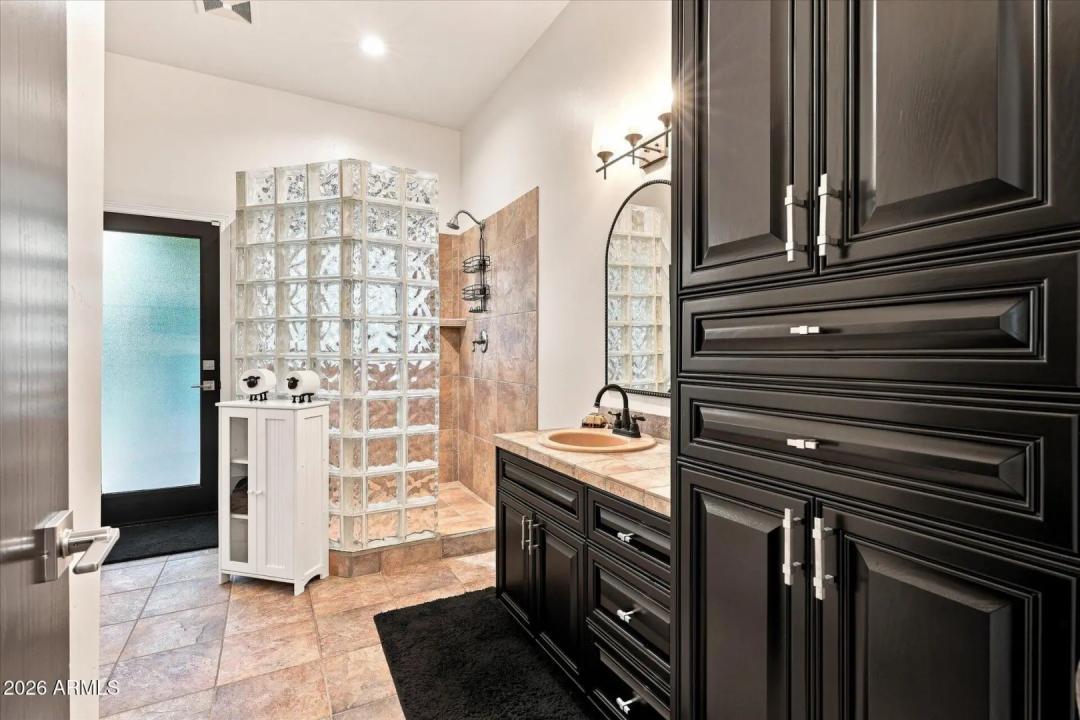 Real Estate Picture 55