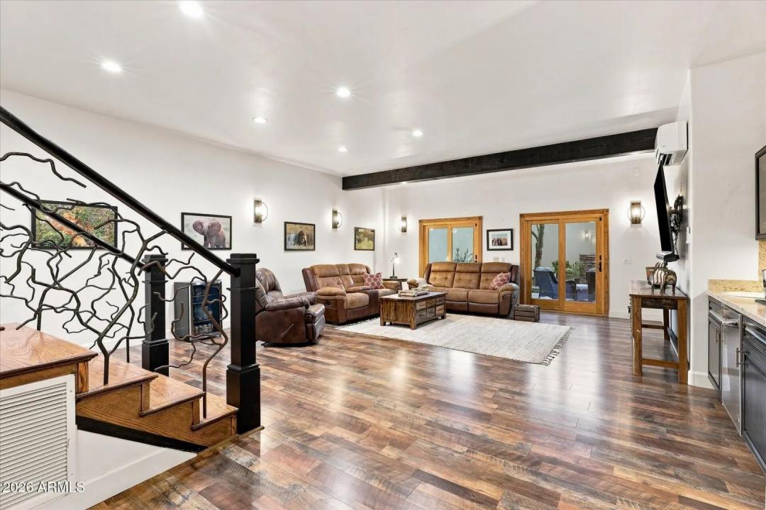 Real Estate Picture 60