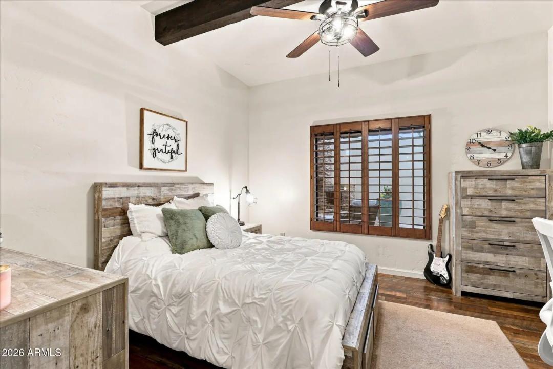 Real Estate Picture 70
