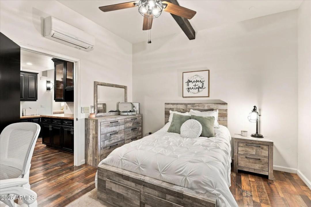 Real Estate Picture 71