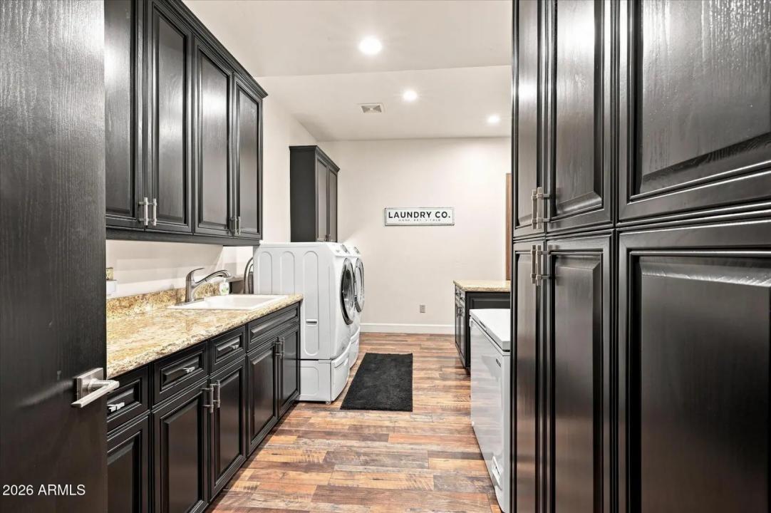 Real Estate Picture 72